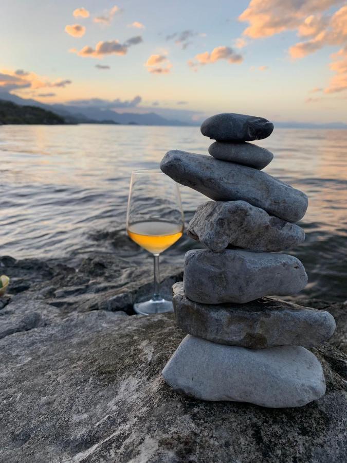 ホテル Il Tramonto Široka エクステリア 写真